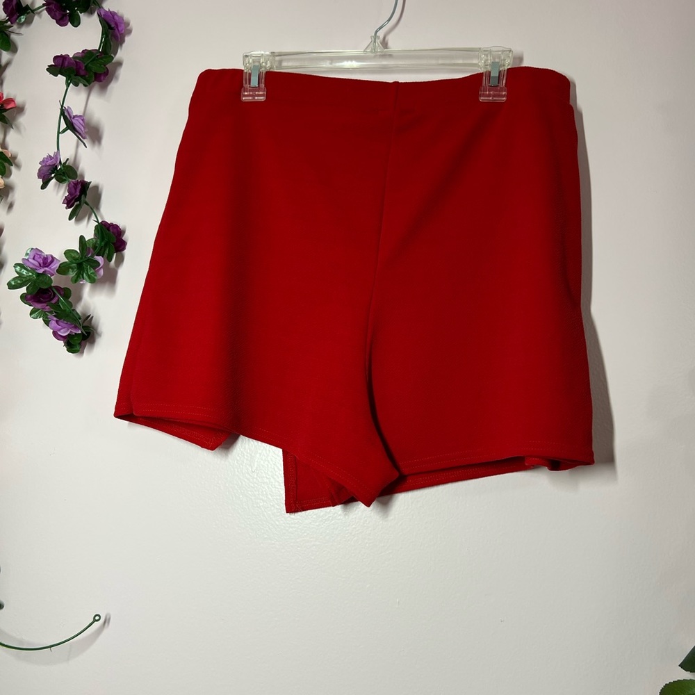 Red Skort - Picture 2 of 2